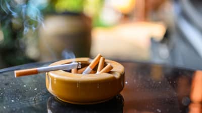 ¿En eu´q hoteles de Cáceres se puede fumar?