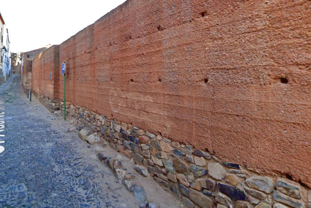 Muralla de Cáceres en Adarve del Cristo