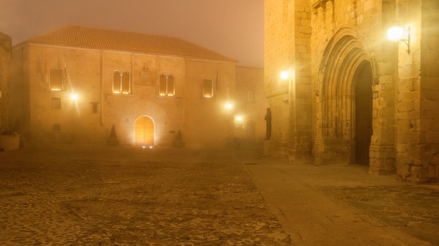 CómoVisitar el Palacio de Mayoralgo de Cáceres