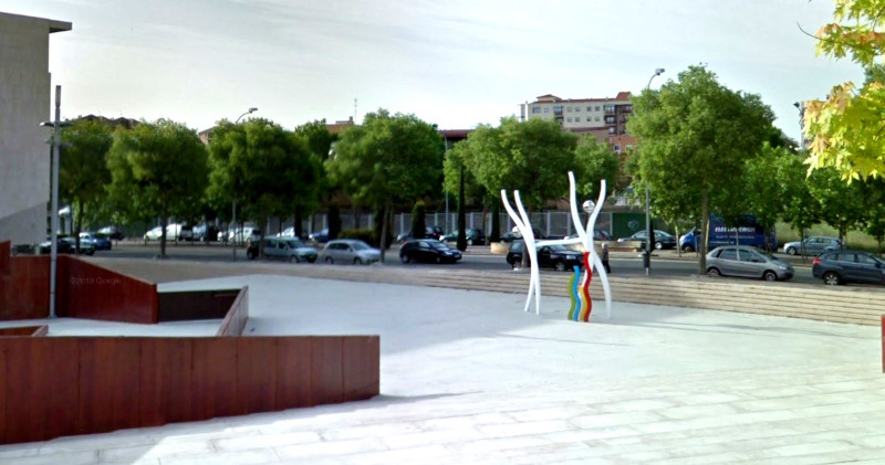 Escultura a la Danza en Auditorio de Cáceres