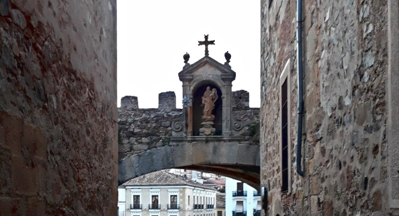 Escultura de la Virgen de la Estrella en Cáceres