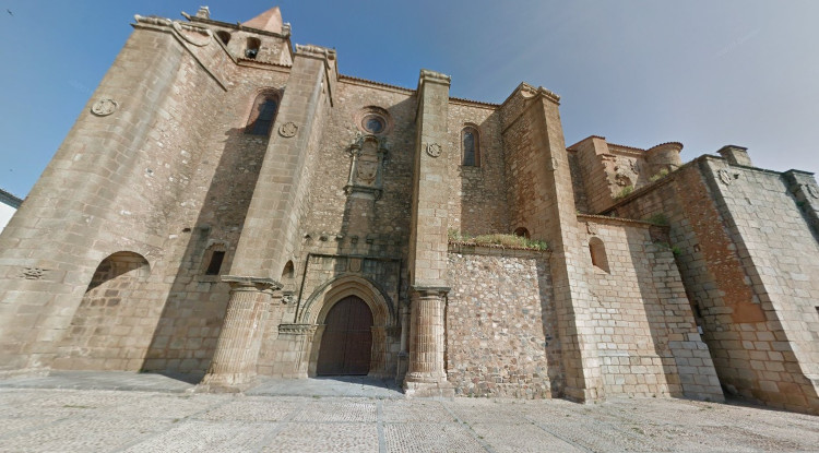 Iglesia de Santiago el Mayor Cáceres - Horario