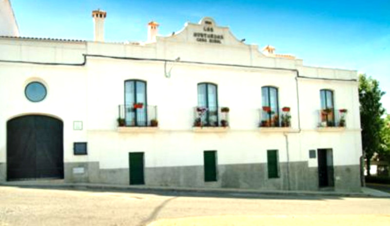 Casa rural "Las Avutardas" cerca de Cáceres