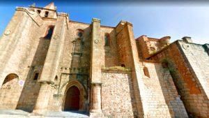 Los mejores monumentos en el extramuros de Cáceres