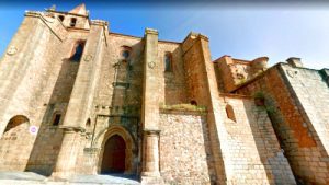 Los mejores monumentos en el extramuros de Cáceres