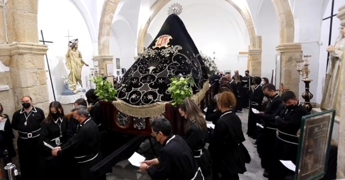 Virgen de la Soledad en el interior de la ermita de la Soledad