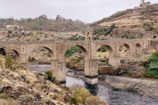 Los Pueblos Más Bonitos cerca de Cáceres - Alcántara