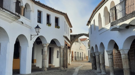 Los Pueblos Más Bonitos cerca de Cáceres - Garrovillas