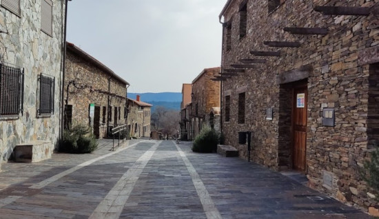 Los Pueblos Más Bonitos cerca de Cáceres - Villarreal de San Carlos