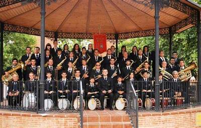 Banda de Música de Llerena - Cuáles son las bandas que tocan en la Semana Santa de Cáceres