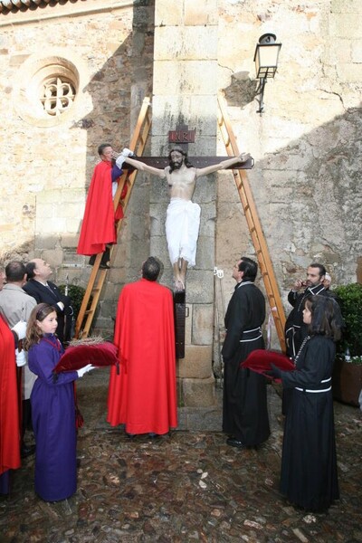 Descendimiento de Cristo - El acto del Descendimiento de Cristo en Cáceres