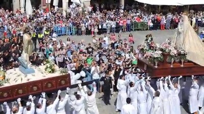 Encuentro Cristo Resucitado y Virgen de la Alegría - Domingo de Resurrección en Cáceres