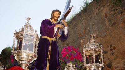 Nuestro Padre Jesús Nazareno - Los mejores recorridos de la Semana Santa de Cáceres
