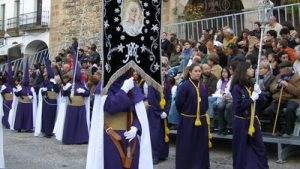 Tribunas de la Plaza Mayor en el año 2006 - La Semana Santa de Cáceres, ¿tiene Carrera Oficial?