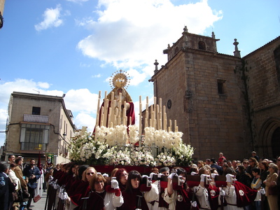 Virgen del Sagrario - Cosas que debes saber de la Semana Santa de Cáceres si eres turista