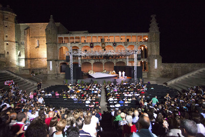 Festival Teatro Clásico de Alcántara - Visita Alcántara desde Cáceres