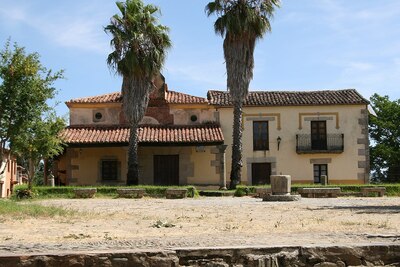 Ayuntamiento de Granadilla - Visita el pueblo de Granadilla desde Cáceres