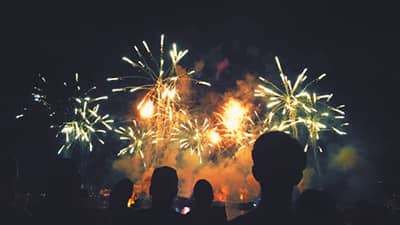 Información sobre los fuegos artificiales de San Jorge en Cáceres