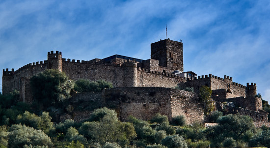 Castillo de Alconchel (Castillo de Miraflores)