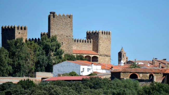 Castillo de Monroy