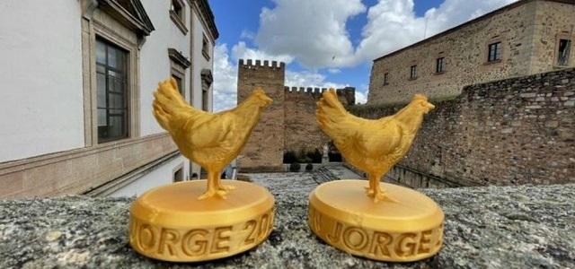 ¿Cuáles son las actividades más populares durante la festividad de San Jorge en Cáceres?