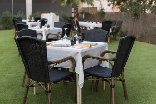 Fotografía de la terraza del restaurante Javier Martín en Cáceres