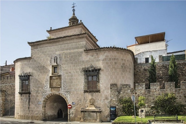 Ermita de la Virgen de la Salud de Plasencia - Cañón de la Salud