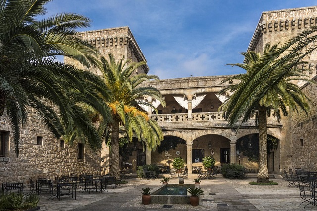 Descubre el Parador de Turismo de Jarandilla de la Vera