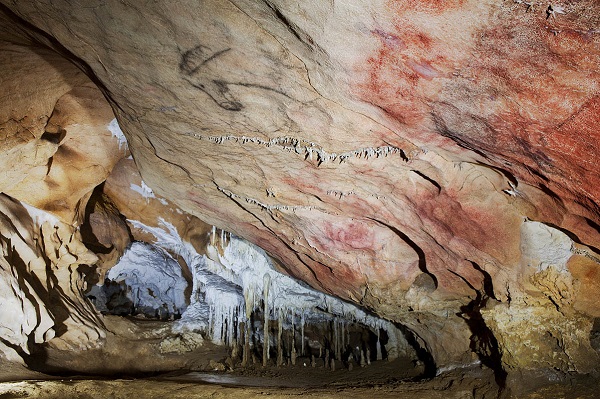 Las Mejores Cuevas Visitables de Asturias