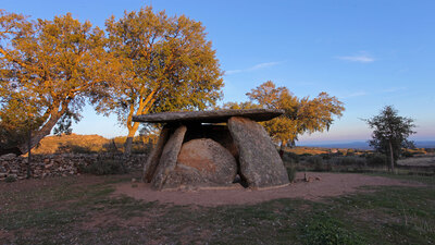 Fotografía de uno de los Dólmenes de Valencia de Alcántara, en Cáceres