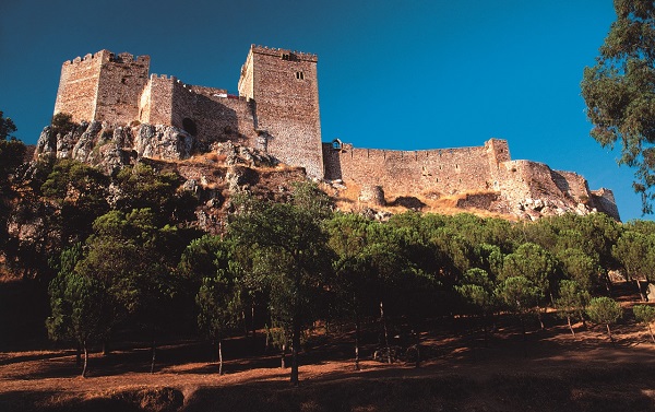 Visitar el Castillo de Alburquerque de Extremadura